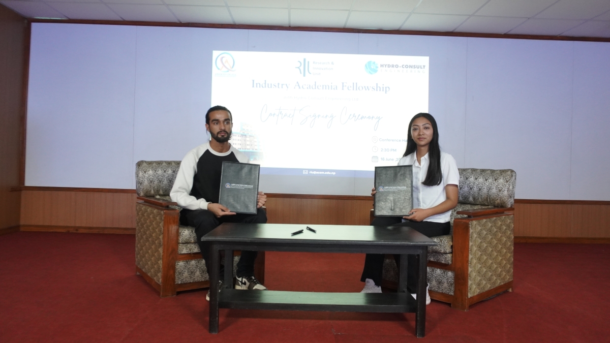 Fourth Year Civil Engineering Students Officially Sign Fellowship Contracts with Hydro-Consult Engineering Ltd.